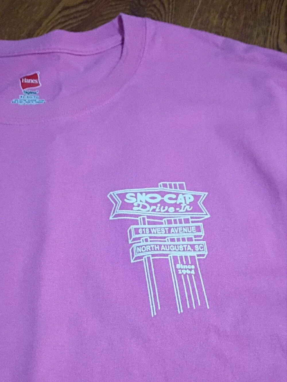 Gildan Pink Crewneck Tee Bundle - Picture 5 of 6